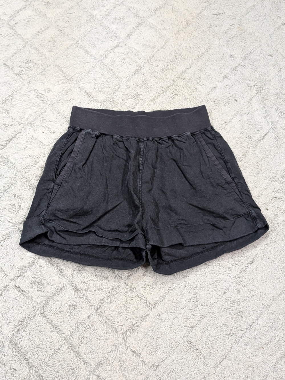 Faherty Shorts Womens XS Black Washed Arlie Day Linen Blend Cuffed Casual